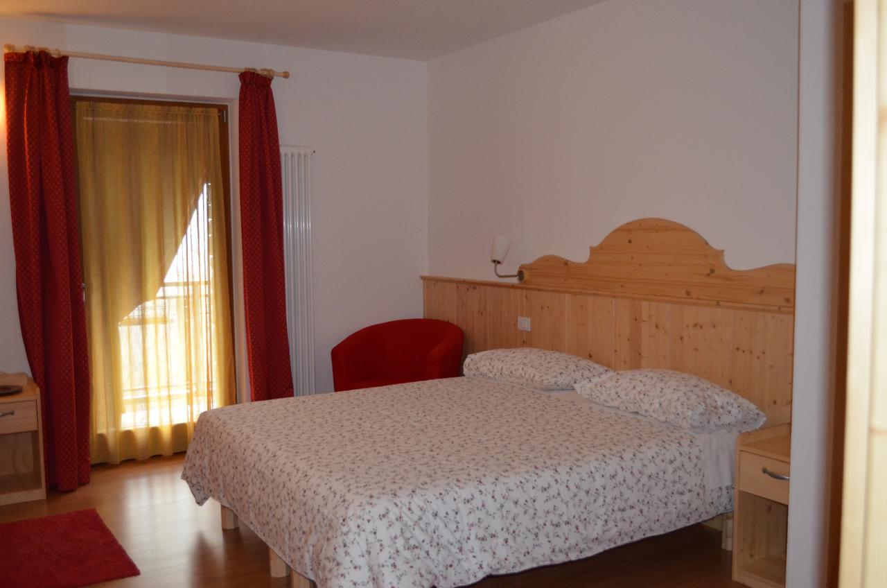 Agritur All'Olivo Faver Luaran gambar