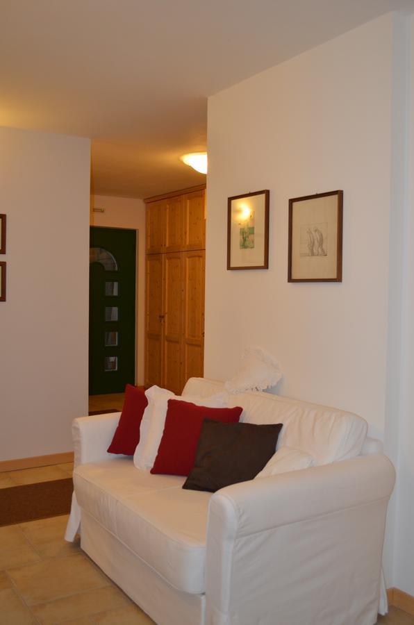 Agritur All'Olivo Faver Luaran gambar